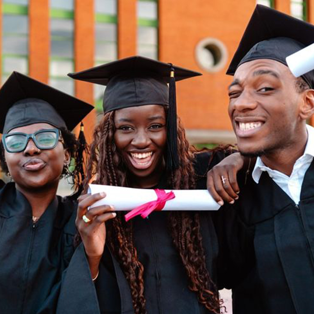 Best travel and tour to help you apply for Scholarship ( study abroad)